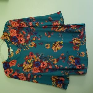 Nwt Pioneer woman top size L